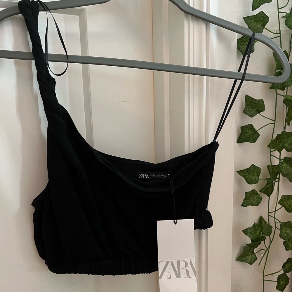 ZARA ONE SHOULDER TOP